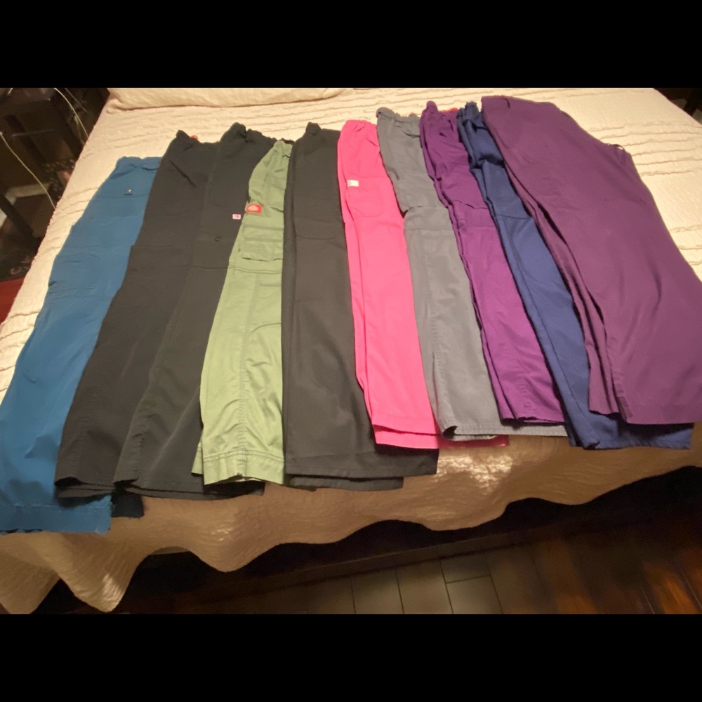 Scrub pants